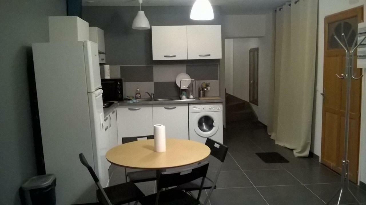 Maison Duplex & Appartement Sur Cour La Ferté-Gaucher Eksteriør billede