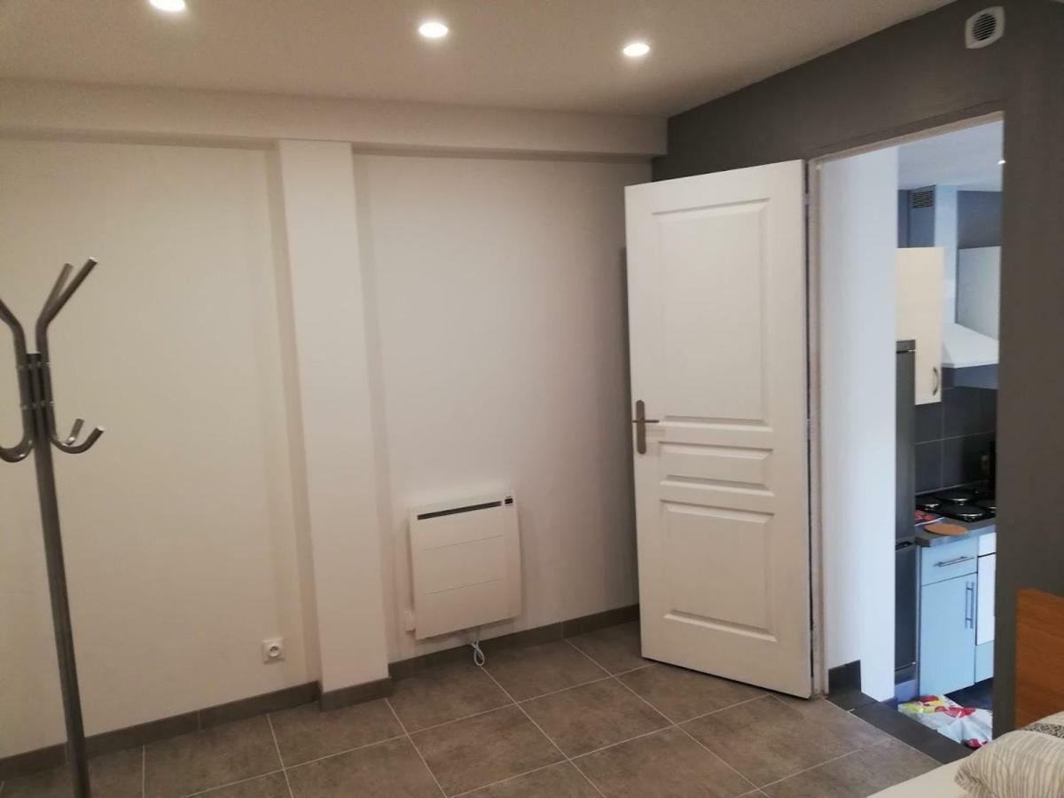 Maison Duplex & Appartement Sur Cour La Ferté-Gaucher Eksteriør billede