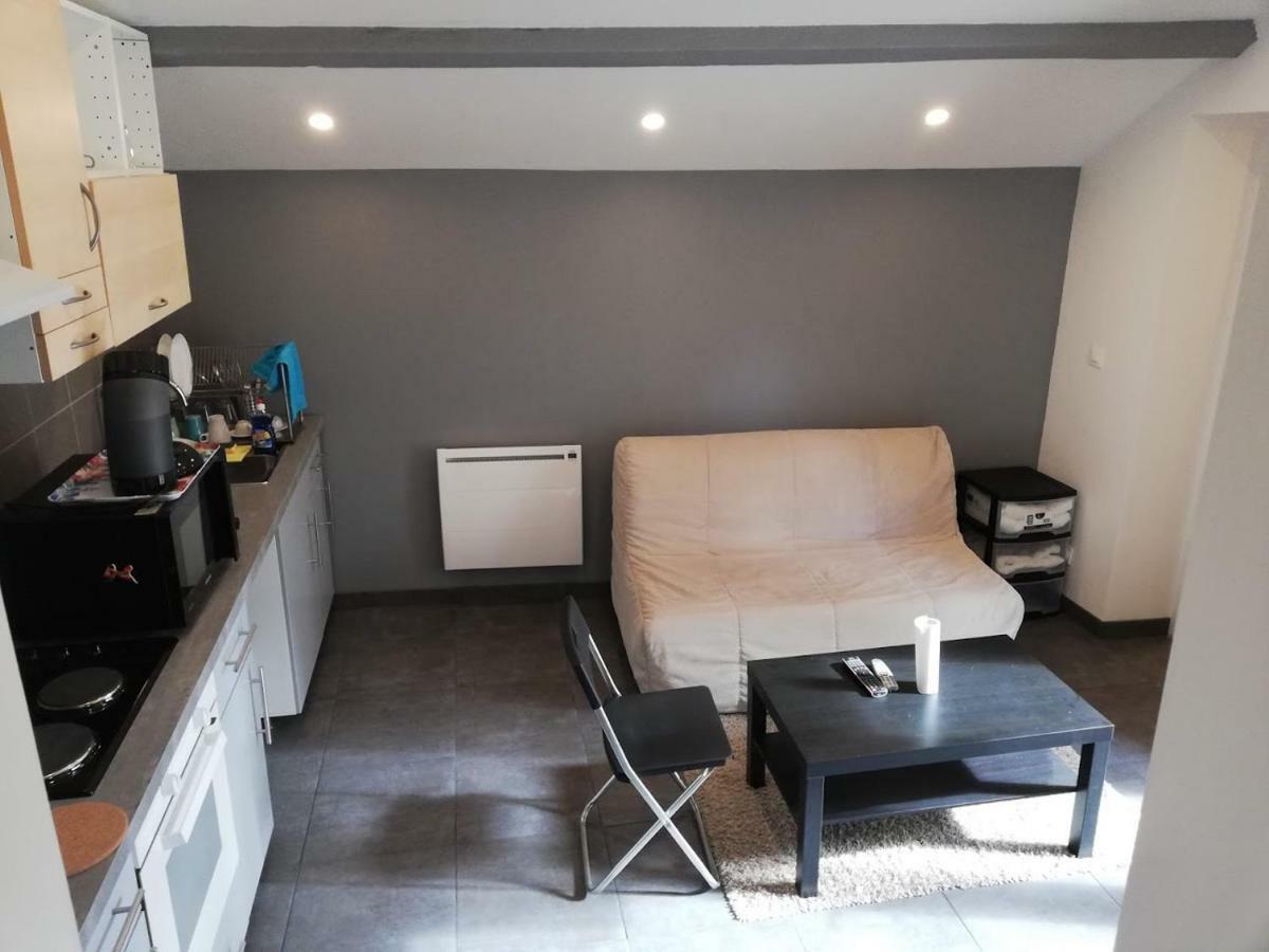 Maison Duplex & Appartement Sur Cour La Ferté-Gaucher Eksteriør billede