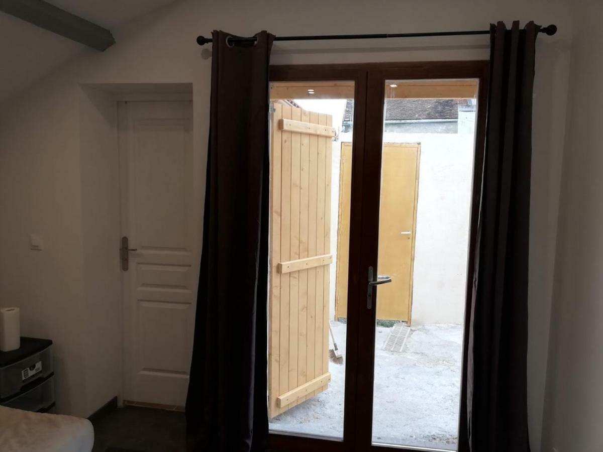 Maison Duplex & Appartement Sur Cour La Ferté-Gaucher Eksteriør billede