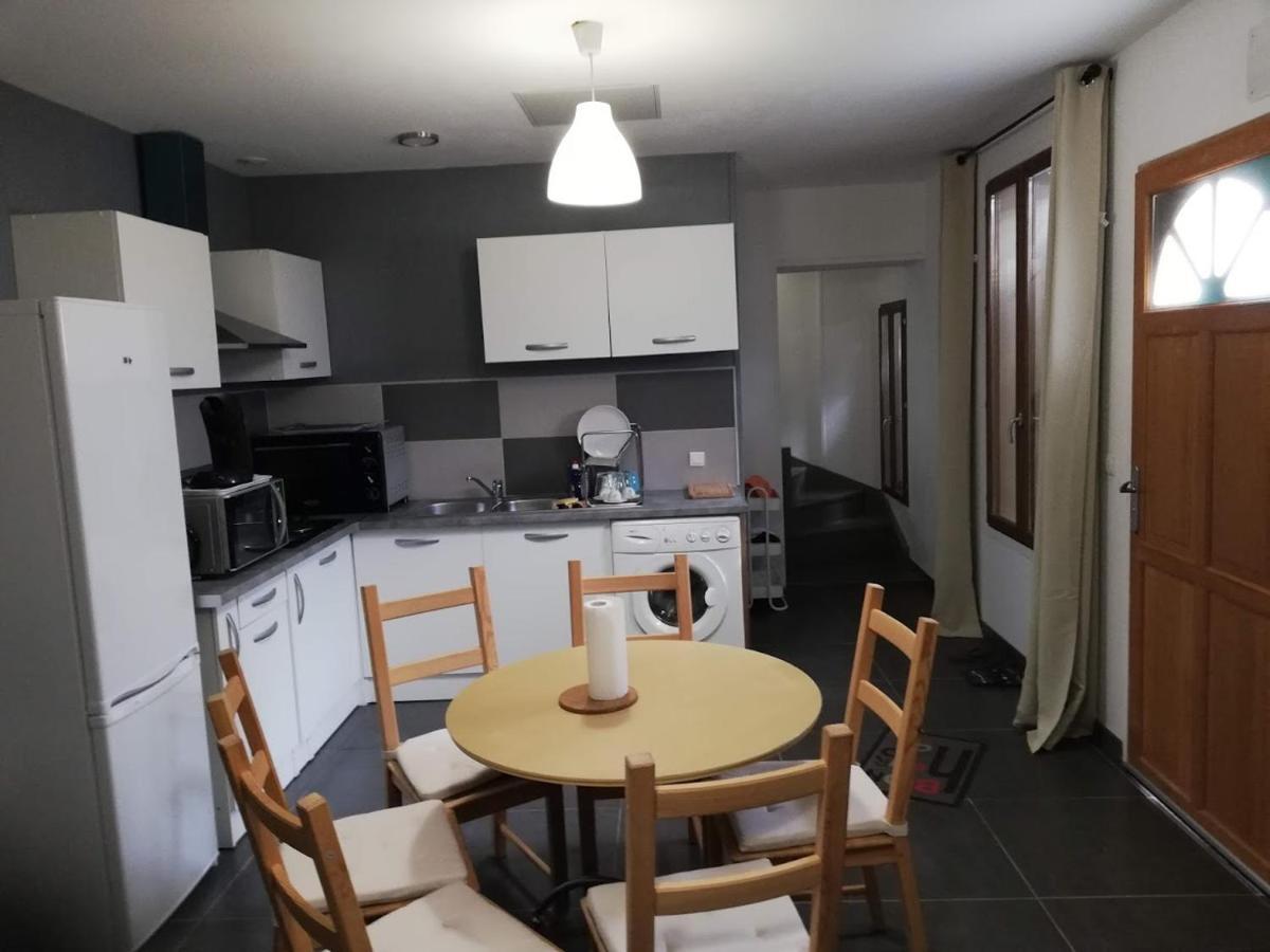 Maison Duplex & Appartement Sur Cour La Ferté-Gaucher Eksteriør billede